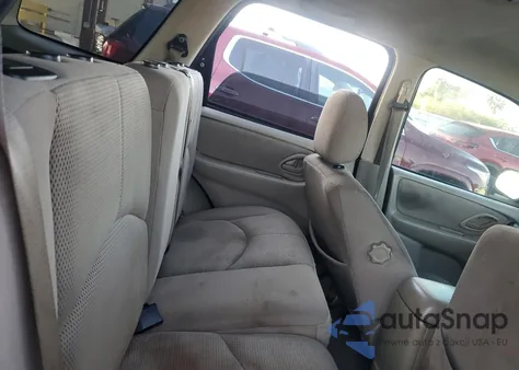 2005 Mazda Tribute S z USA, uszkodzony, nr VIN 4F2YZ04135KM00884